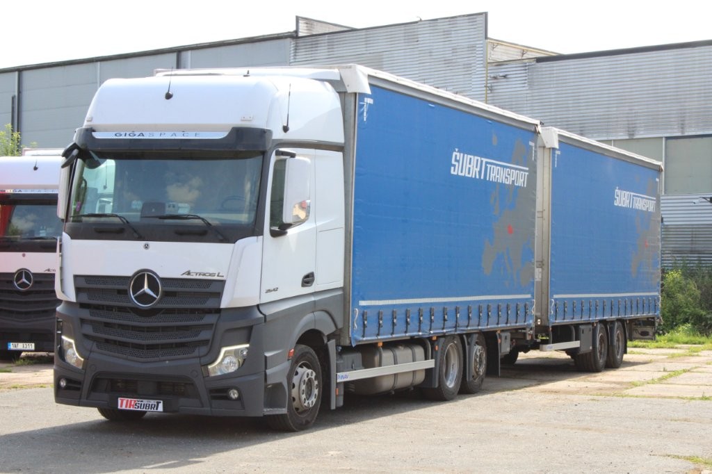 Mercedes-Benz Actros 2542 NAVIGACE + PANAV TVK 18 M (8,20m x 2,4